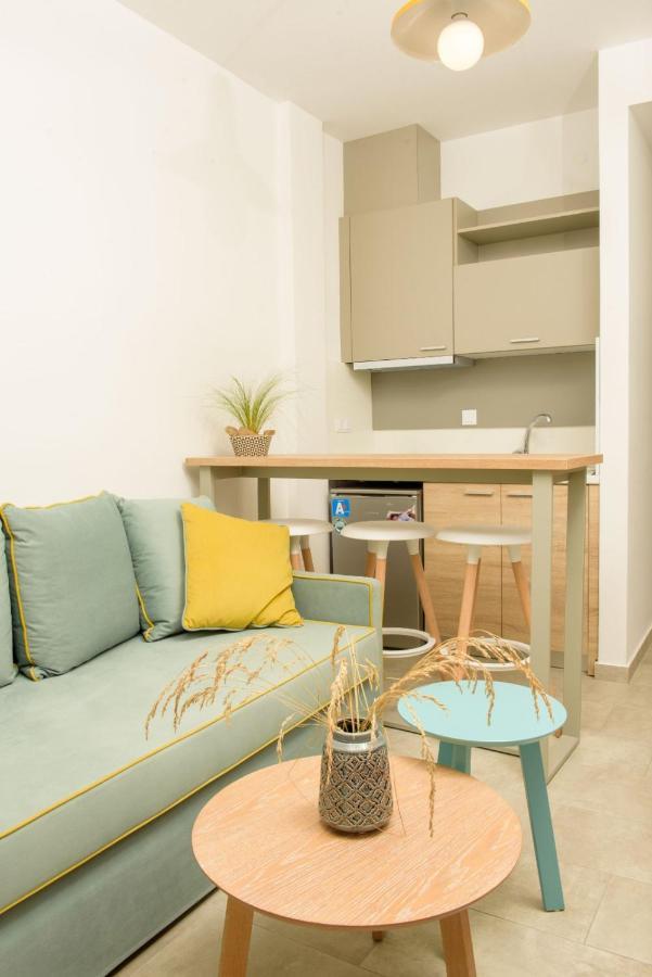 Στ' Ακρογιάλι Apartment Nea Roda Exterior foto